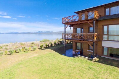 Amancay Lagoon Suite Loft 2nd Floor Lagoon Front