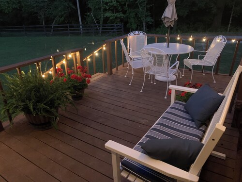 Wagon Wheel Retreat, Pulaski, TN 3 Bedroom home in the Country. 20% off/weekly