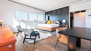 Căn hộ Deluxe, 5 phòng ngủ