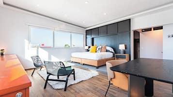 Leilighet – deluxe, 5 soverom | Safe på rommet, strykejern/-brett og wi-fi (inkludert)