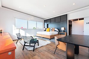 In-room safe, iron/ironing board, free WiFi - NEW Great Stay in Roma 24-7 Security (Mexico City)