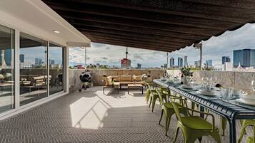 Departamento, 4 habitaciones, Terraza, vista a la ciudad | Terraza o patio