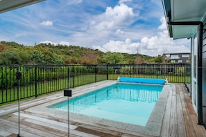 Beheizter Pool