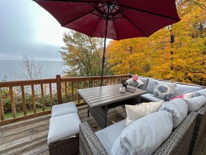 Outdoor dining - Lakefront Cabin | Boat Dock-Fireplace-Sunset Views (Newport)