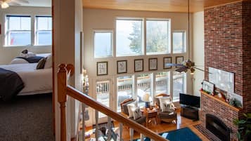 TV, fireplace, video games, stereo