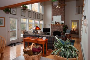 TV, fireplace, video games, stereo - Lakefront Cabin | Boat Dock-Fireplace-Sunset Views (Newport)
