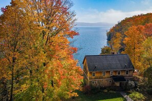 Exterior - Lakefront Cabin | Boat Dock-Fireplace-Sunset Views (Newport)