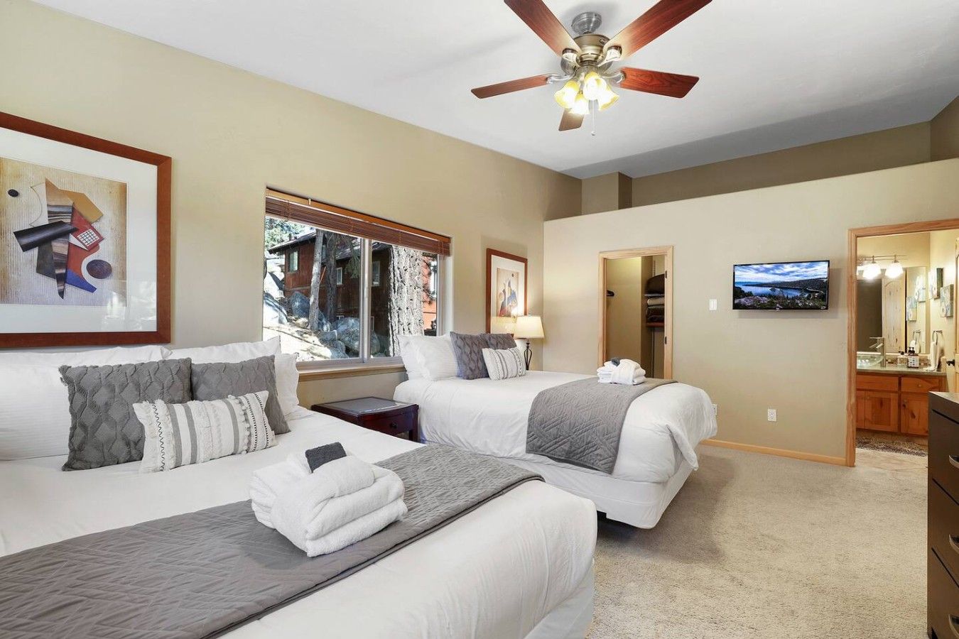 Iron/ironing board, travel crib, WiFi, bed sheets
