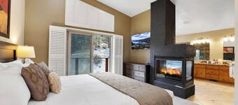 Luxury Home | Heavenly-Chef`s Kitchen | Sleeps 8