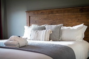 Ferros/tábuas de passar roupa, Wi-Fi, roupa de cama