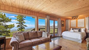 Unclassified image, 2 of 58, button - Heavenly Escape | Lake Views, Pets OK | Sleeps 7 (Stateline)