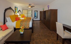 2 bedrooms, desk, iron/ironing board, WiFi