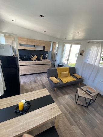 TV. Maisonnette T2