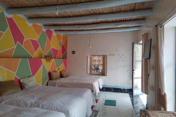 Comfort Studio, Garden View | In-room safe, desk, iron/ironing board, WiFi (free)