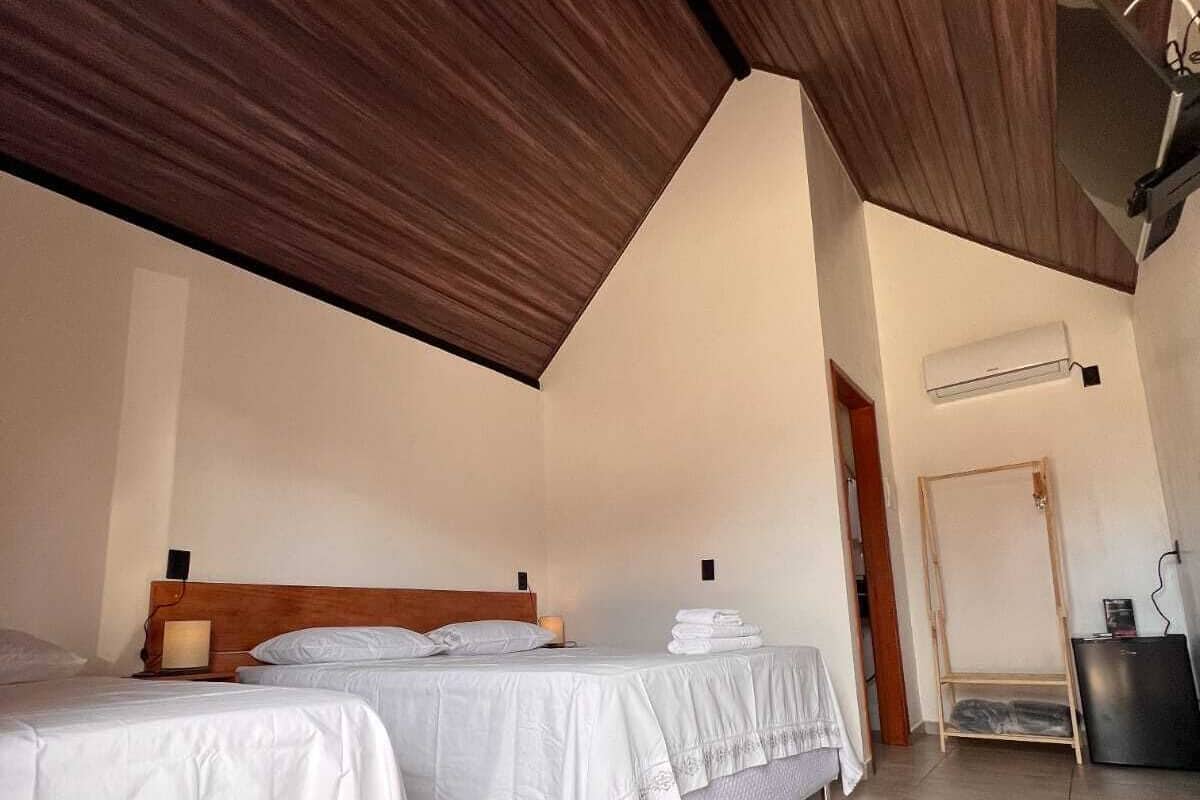 Habitación triple estándar | Wifi gratis y ropa de cama