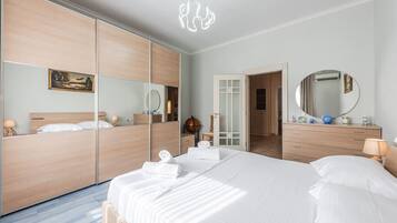 2 sovrum, strykjärn/strykbräda, gratis wi-fi och sängkläder