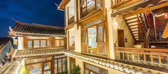 Yuetu Shishanju, Lijiang Ancient City