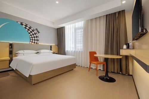 Rongxing Convenient Hotel (Chengxiang Road Store)