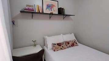 1 quarto, escrivaninha, ferros/tábuas de passar roupa, Wi-Fi