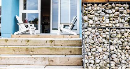 Fantastic, new build, self catering, family holiday home with sea, town & countryside views.