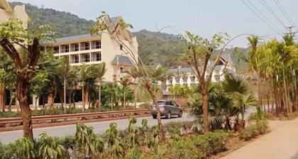 Duoke Chain Hotel
