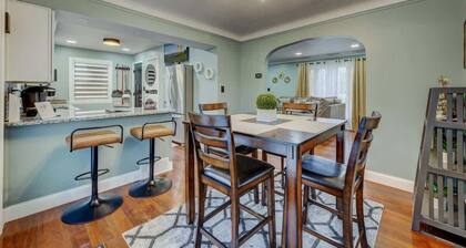 South Euclid Home 10 Minutes to Cleveland Clinic