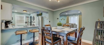 South Euclid Home 10 Minutes to Cleveland Clinic