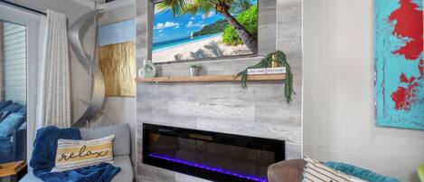 スマートテレビ、暖炉