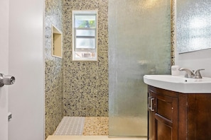 Towels, toilet paper