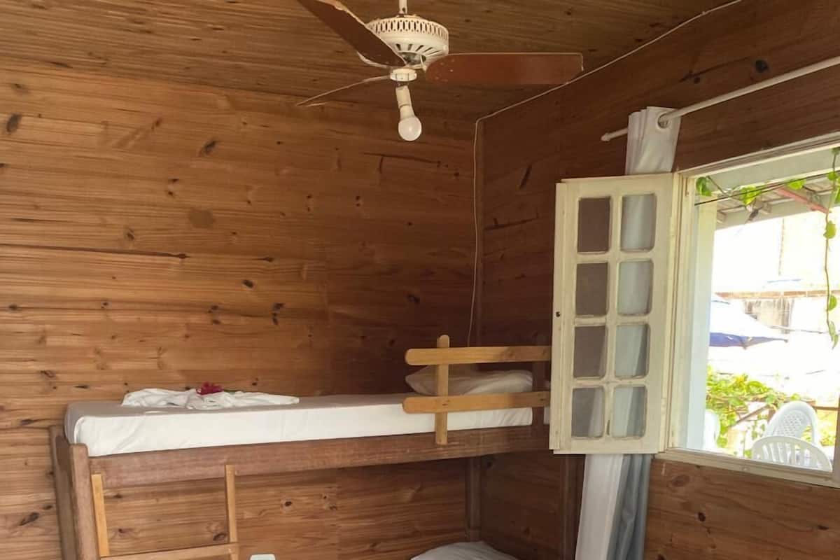 Quadruple Room | Iron/ironing board, free WiFi