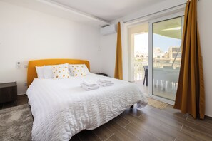 3 chambres, lit parapluie, Wi-Fi, draps fournis