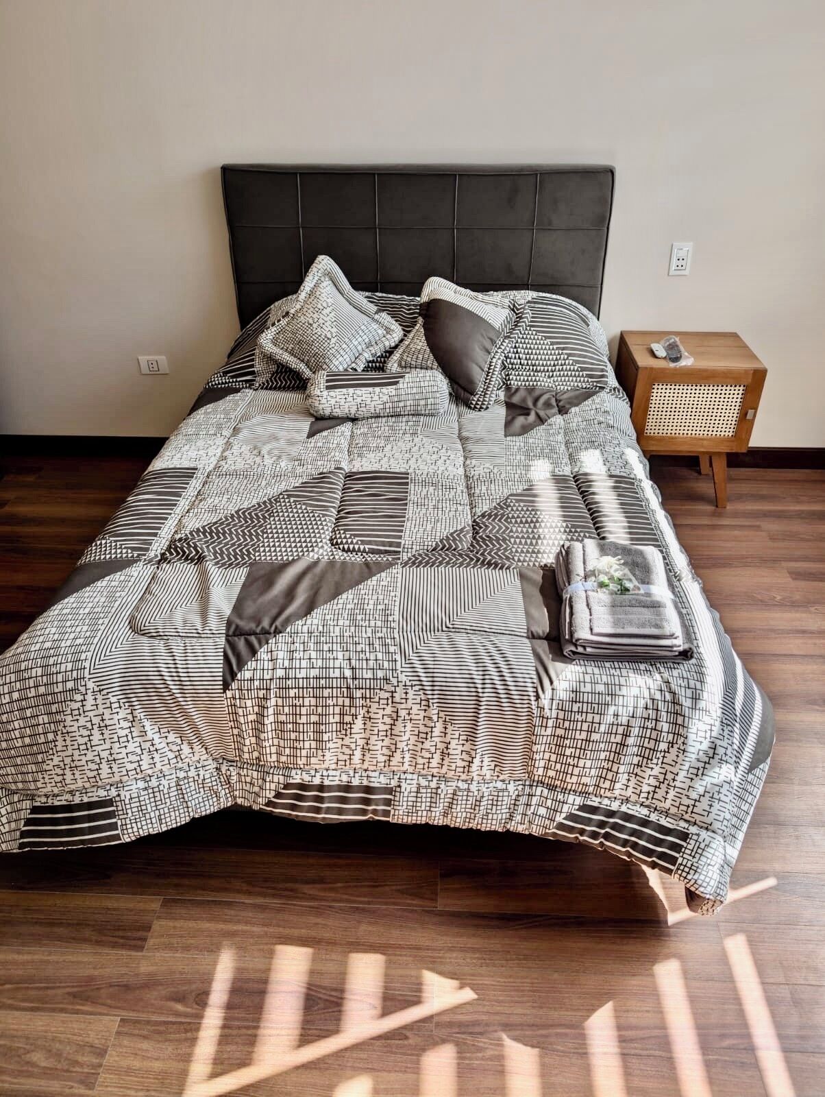 2 Schlafzimmer, Bügeleisen/Bügelbrett, Reisekinderbett, kostenloses WLAN