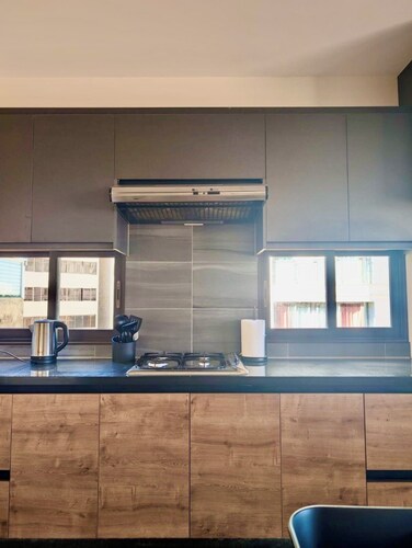 Beautiful apartment with 2 rooms/3 beds/2 bathrooms with WIFI
