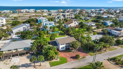 Sunny Daze | Private Pool & Dog-Friendly | My Beach Getaways