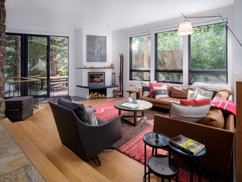 RMR: Tram Tower 5 Condo in Teton Village
