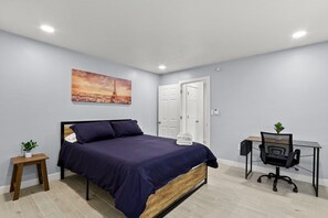 3 soverom, skrivebord, strykejern/-brett og wi-fi