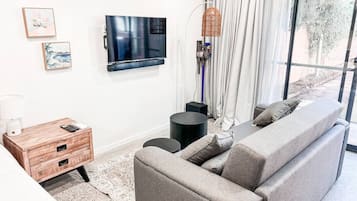 TV, stereo