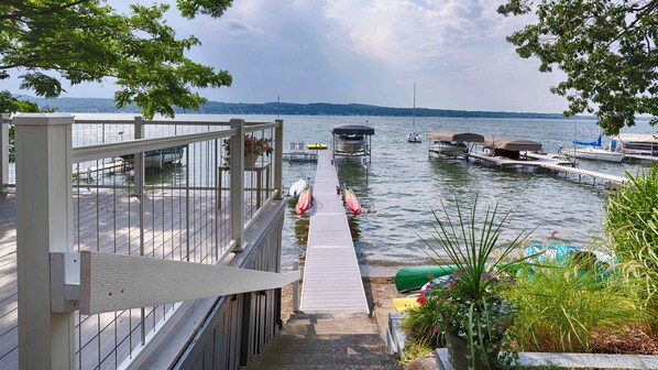 Property grounds - Lake Escape: The Definition of Lakefront Luxury (Canandaigua)