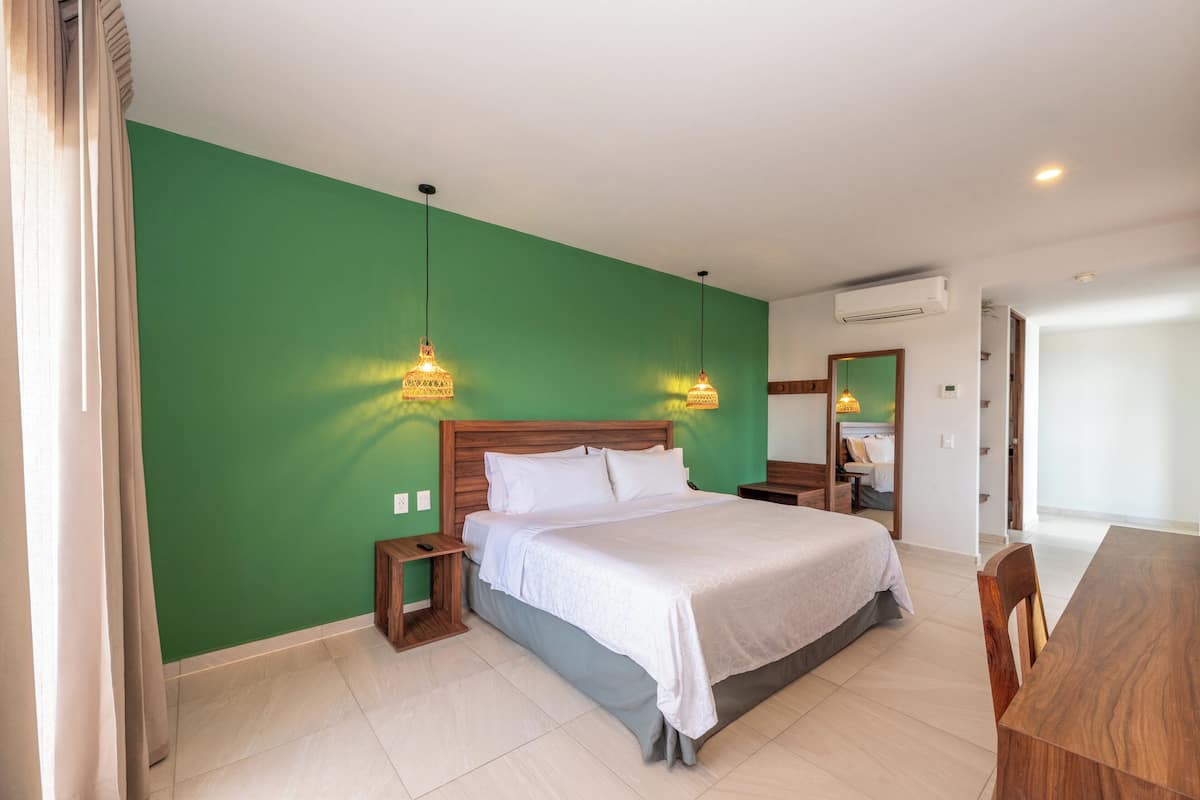 Premium bedding, Select Comfort beds, desk, laptop workspace