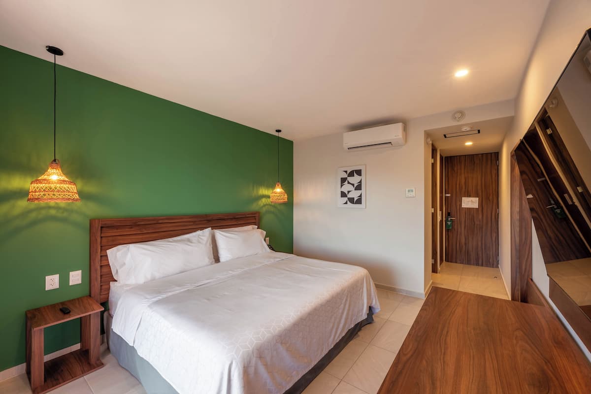 Premium bedding, Select Comfort beds, desk, laptop workspace