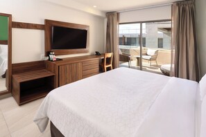 Premium bedding, Select Comfort beds, desk, laptop workspace - Holiday Inn Tulum by IHG (Tulum)