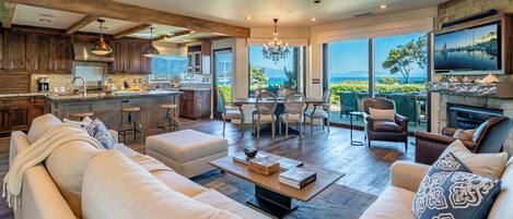 Télévision, cheminée