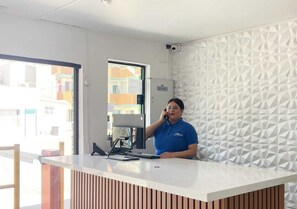 Reception - HOTEL GUILLEN (Tijuana)