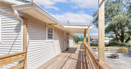 Frisco Waterfront Retreat | Quiet & Relaxing