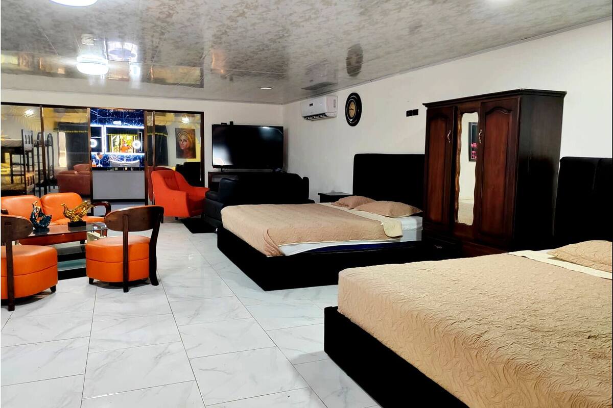 1 bedroom, laptop workspace, free WiFi