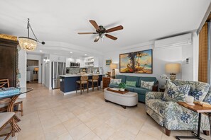 Apartment | 1 bedroom, Internet - Papakea J106 in Lahaina (Lahaina)