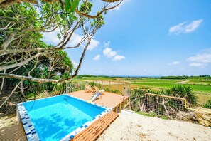 4 outdoor pools, a heated pool - UMIOTO log (Miyakojima)