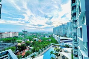View from property - One Pacific Place by Hiverooms (Lapu-Lapu City)