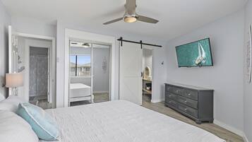 2 多间卧室、熨斗/熨衣板、上网接入、床单