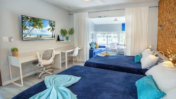 1 Schlafzimmer, Schreibtisch, Bügeleisen/Bügelbrett, Reisekinderbett